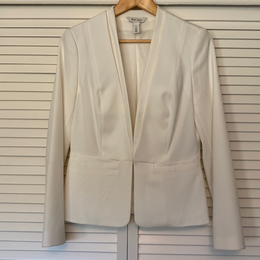 White House / Black Market white blazer